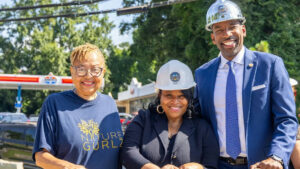 Photo shared by The Atlanta City Council on June 17, 2025 tagging @andreaboonenow. อาจเป็นรูปภาพของ 3 คน และ ข้อความ.