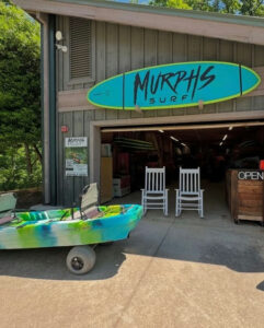 Photo shared by City of Sandy Springs on March 24, 2025 tagging @murphssurf. Kan een afbeelding zijn van kajak, jetski, vlot, rek en tekst.