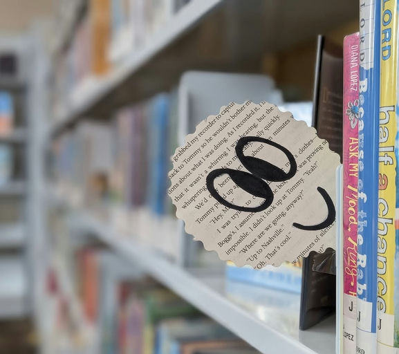 Photo by Fulton County Library System on October 21, 2025. May be an image of book and text that says 'Ad DIANA ORD UPE LOPEZ bothern 金政 wouldn'e bearing, n Irecordedit ,โนง butthe quickly. minutes မတ grabbedr sohe Tommy whatI whirring was doing. valty, about S dlothes.. provingne KCH ackt about wasn't was Yeah?" half 入山 dons been up ag 2음 bos Tommy, that whispering whispenia We'd Tommy "Hey, M to pat anyway?" look going, was trylh assume didn't Boggs's, impossible. "Where Up toNashville. That's cool.' minuiteso silences 100d9 Mood. achance Oh. 2PEZ'.