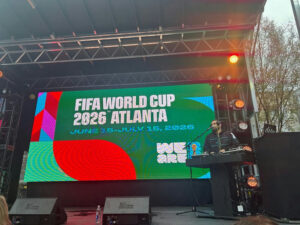 Photo by Fulton County Government on December 08, 2025. May be an image of concert and text that says 'FIFA WORLD FIFAWORLDCUP CUP 2026 ATLANTA JUNE 15-JULY 15, 2026 影蛋 茶認暖'.